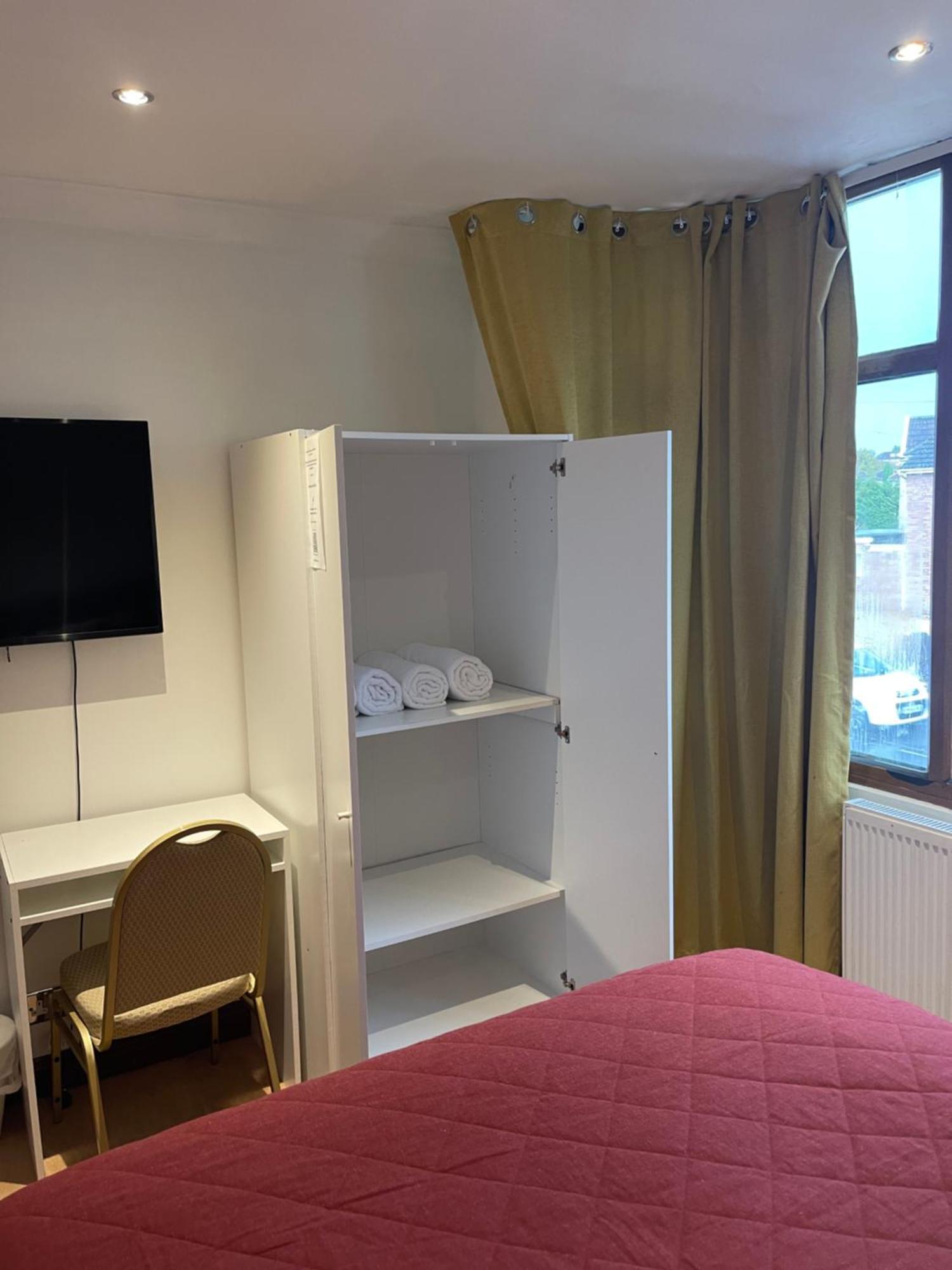 Shared House On Southmead 호텔 브리스틀 외부 사진
